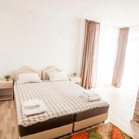 Rooms And Apartments Milana Bar Room photo
