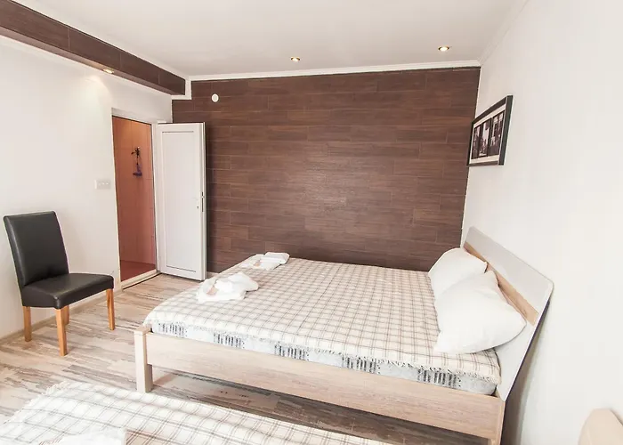 Rooms And Apartments Milana