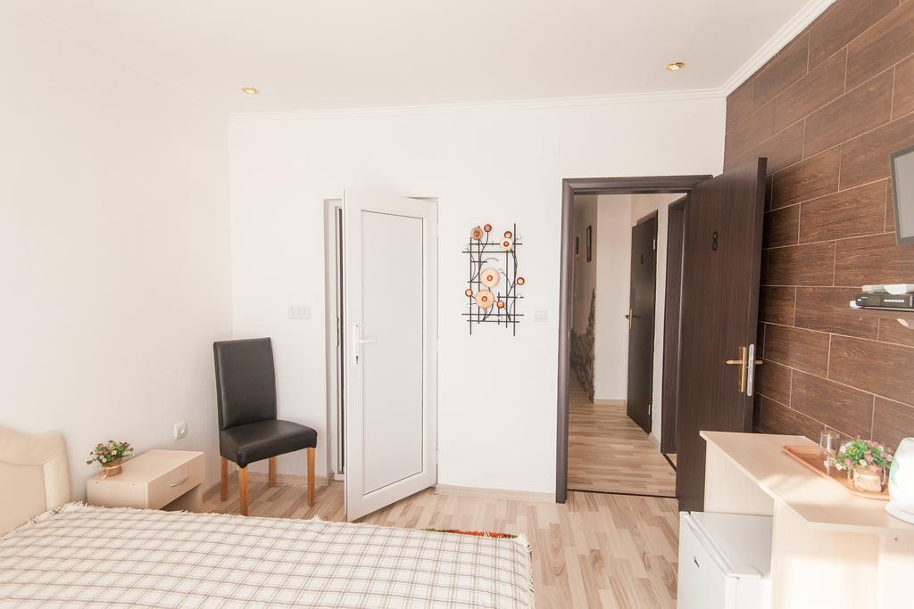 And Milana Apartment