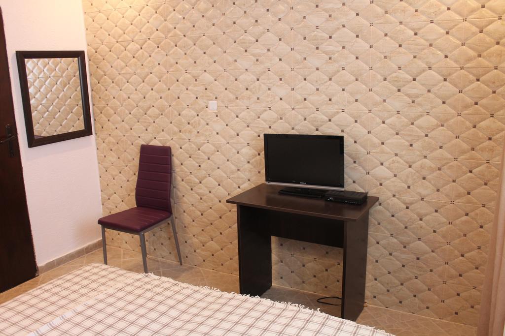 And Milana Apartment