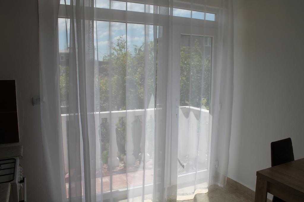 And Milana Apartment