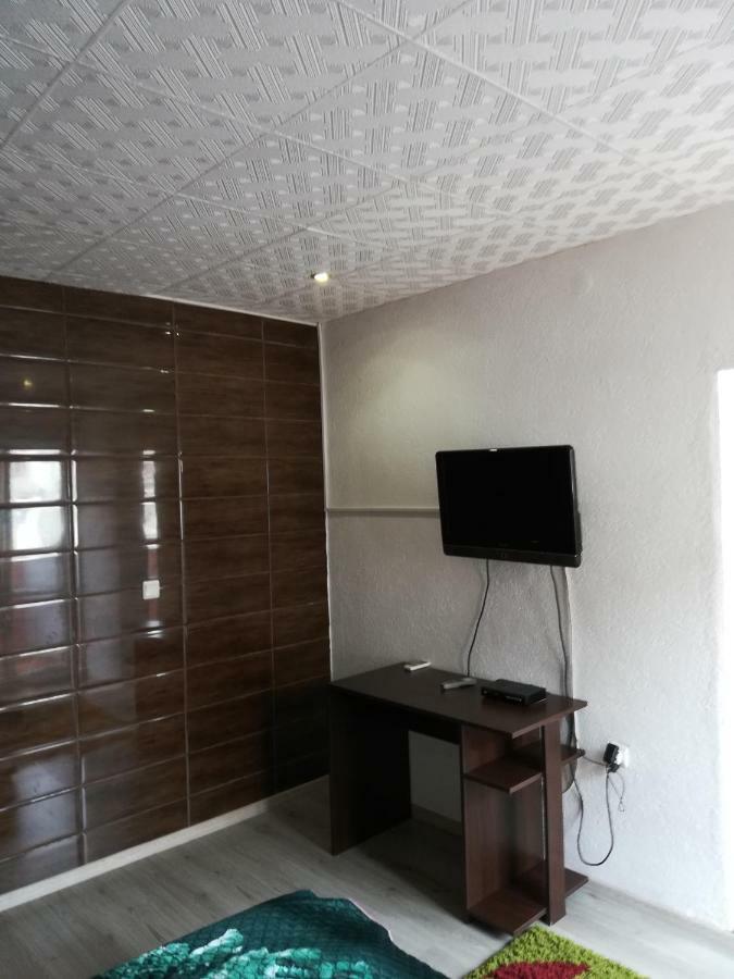 And Milana Apartment